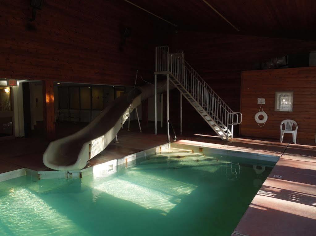 Baymont By Wyndham Essex Burlington Area Hotell Eksteriør bilde