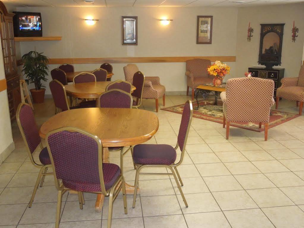Baymont By Wyndham Essex Burlington Area Hotell Eksteriør bilde