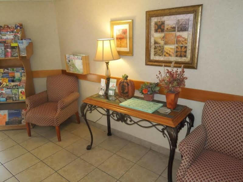 Baymont By Wyndham Essex Burlington Area Hotell Eksteriør bilde