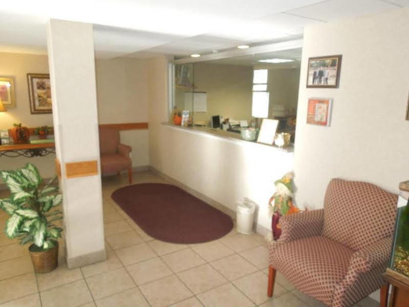 Baymont By Wyndham Essex Burlington Area Hotell Eksteriør bilde