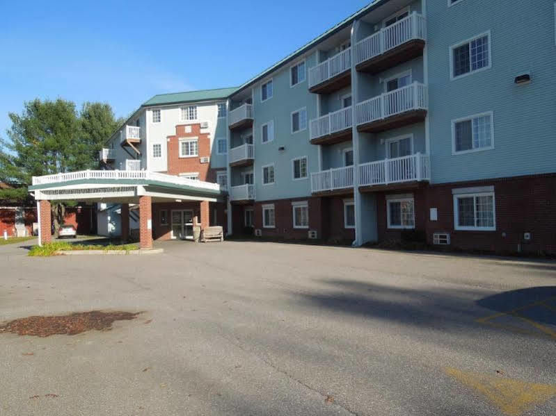 Baymont By Wyndham Essex Burlington Area Hotell Eksteriør bilde