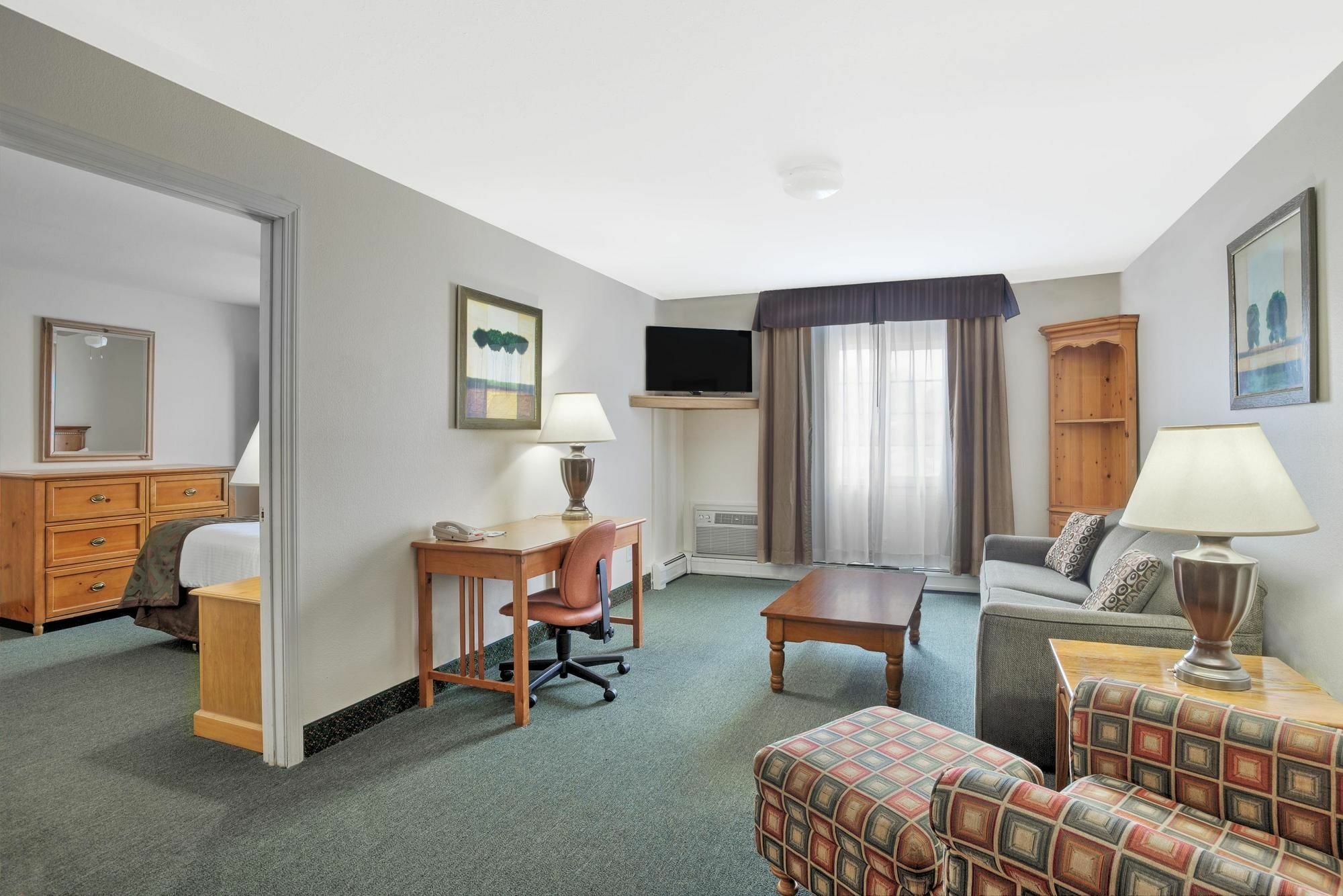 Baymont By Wyndham Essex Burlington Area Hotell Eksteriør bilde